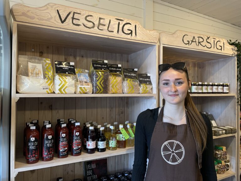 Sintija Darbs Vasara Monta