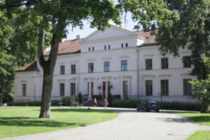 Īvandes Muiža