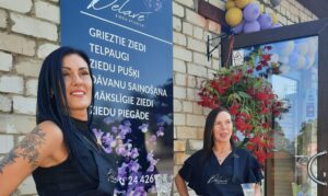 Delave Puku Salons