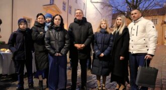 Stibu Gimene Pie Prezidenta (2)