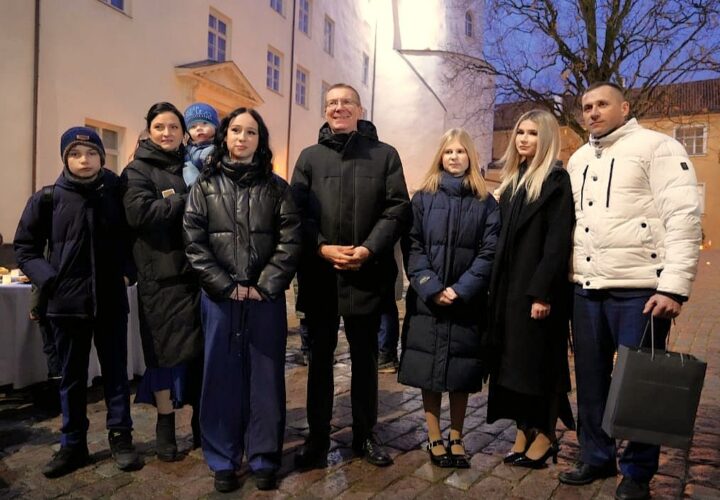 Stibu Gimene Pie Prezidenta (2)