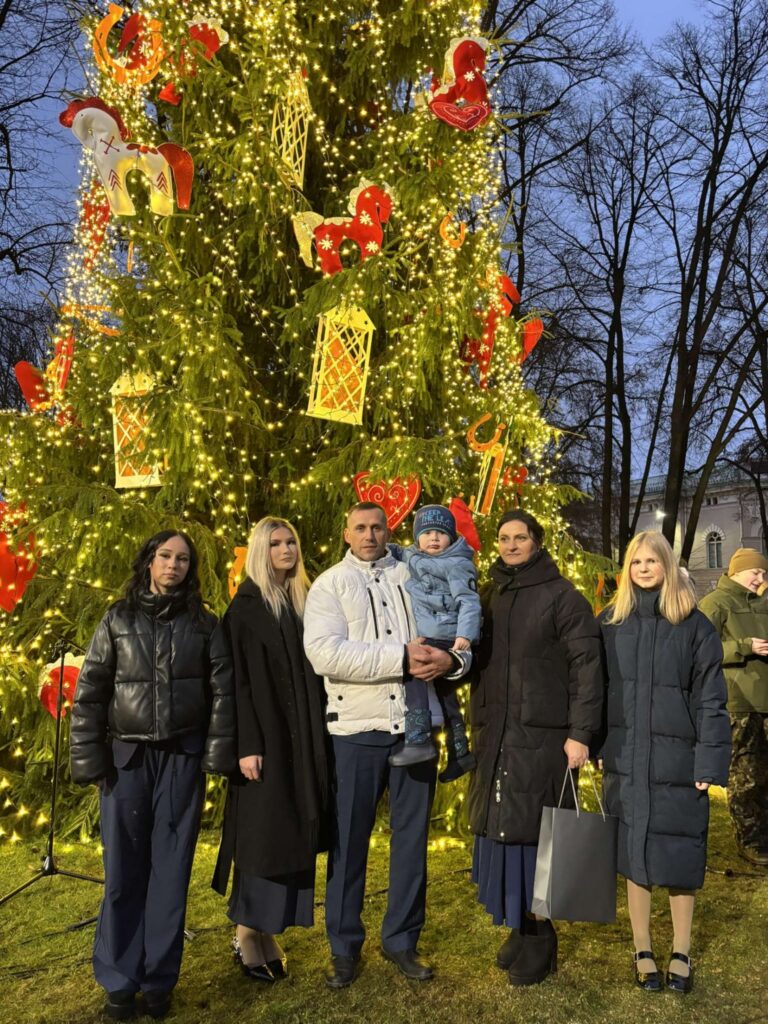 Stibu Gimene Pie Prezidenta (4)