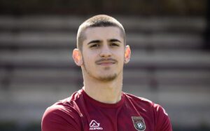 MIKS KARLOVIČS