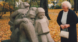 Līvija Rezevska Kuldīgas Pils Parks 1998.g.