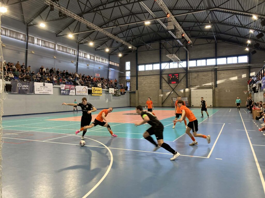 Futbola Klubs Nikers Uzvar (5)