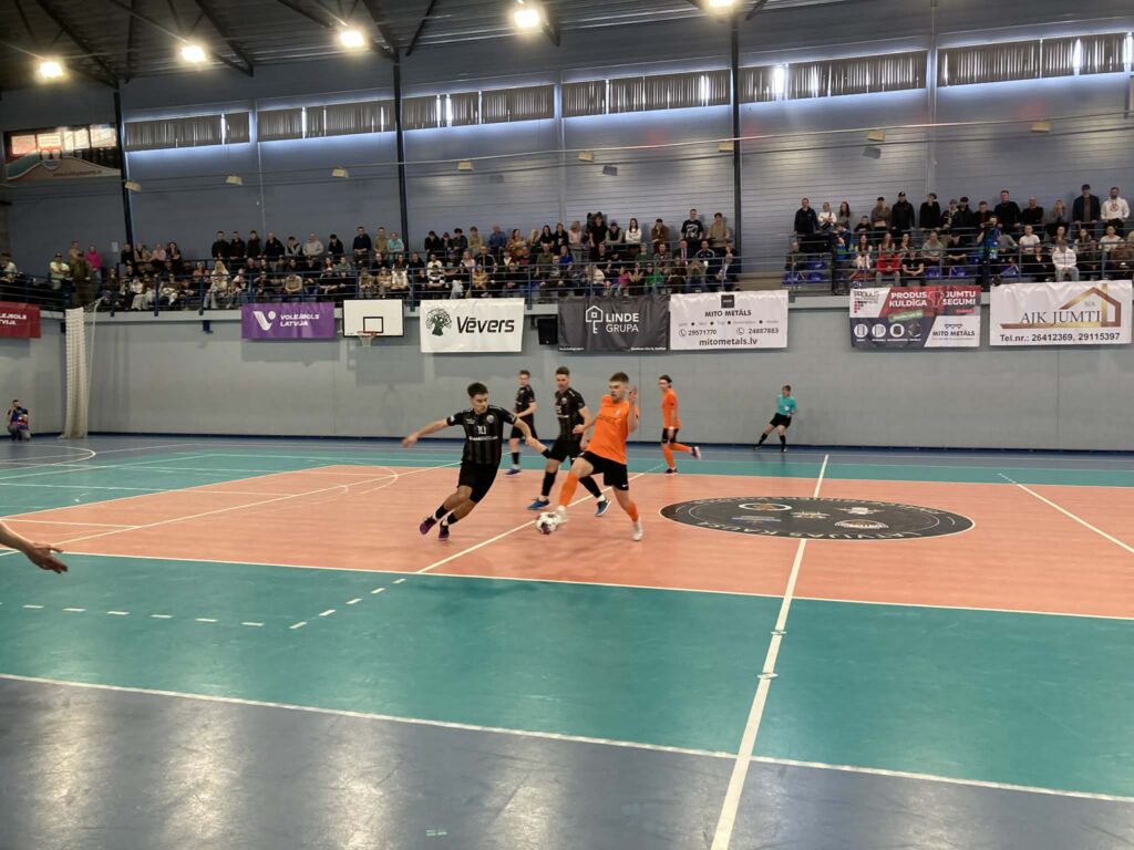 Futbola Klubs Nikers Uzvar (7)
