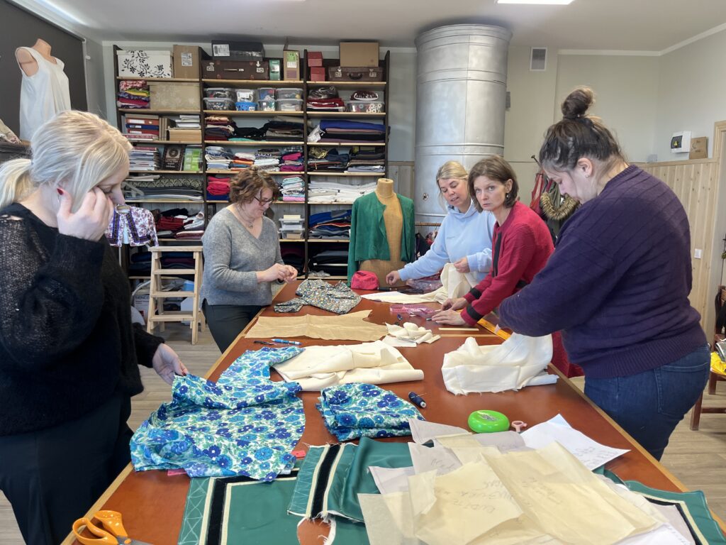 Satiec Savu Meistaru Alsunga (1)