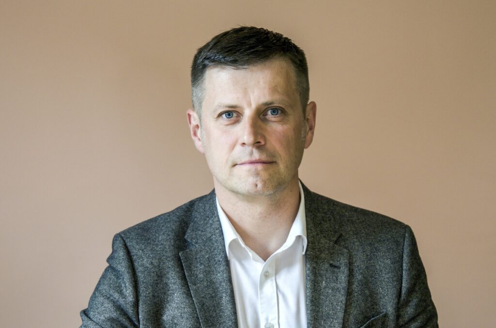 Valdis Kalns1