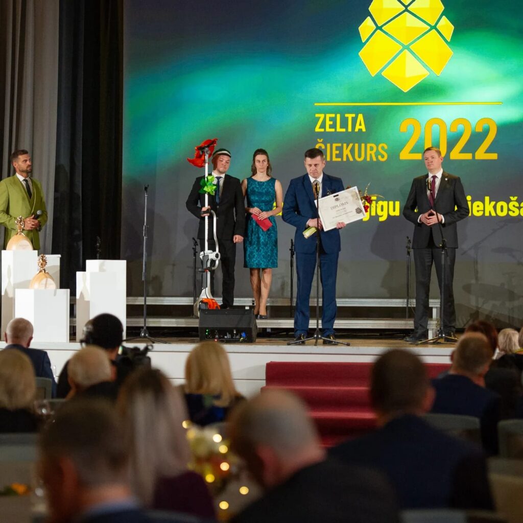 Zelta Ciekurs(1)